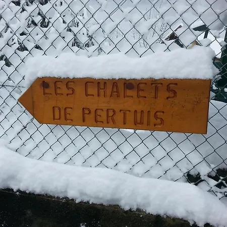 Les Chalets De Pertuis Holiday park Saint-Laurent-du-Pont