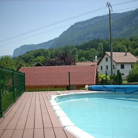 Les Chalets De Pertuis 3* Saint-Laurent-du-Pont