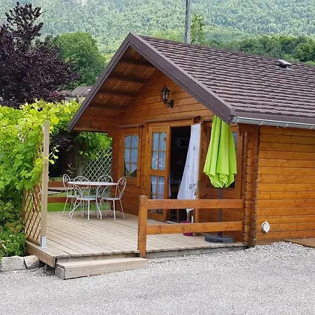Les Chalets De Pertuis Holiday park